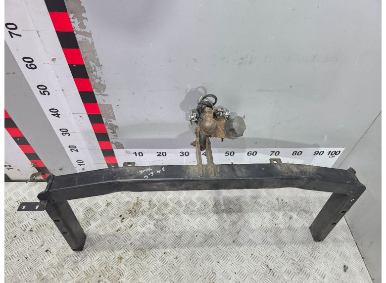 Прицепное устройство (фаркоп) к Audi A4, 2003г.