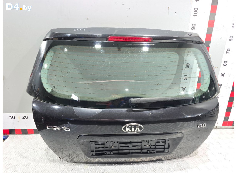 Накладка подсветки номера к Kia Ceed 2008 г.