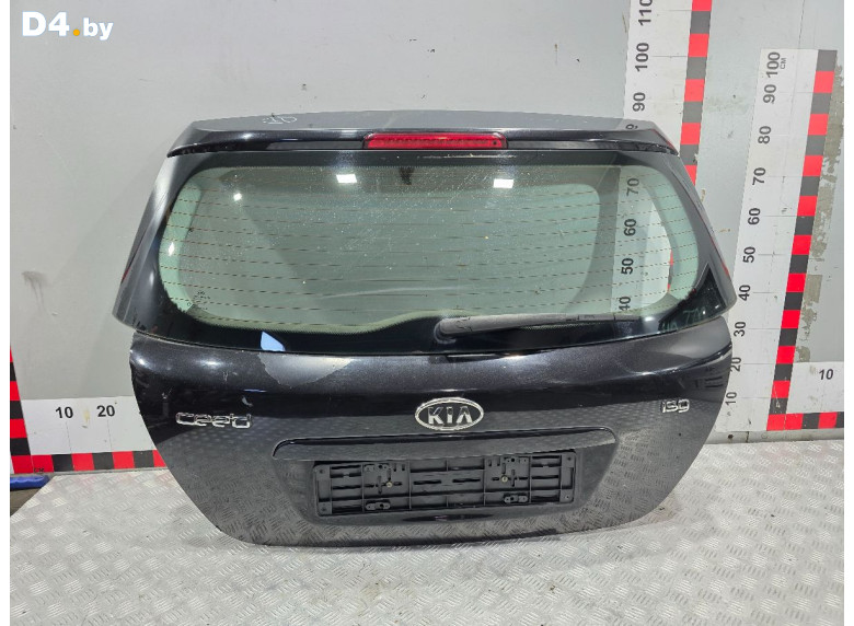 Кнопка открытия багажника к Kia Ceed 2008 г.