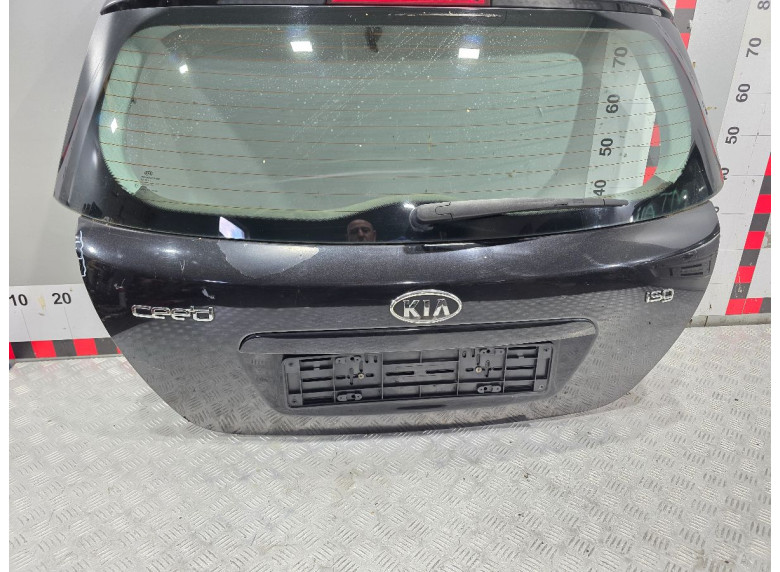 Крышка багажника (дверь 3-5) к Kia Ceed, 2008г.