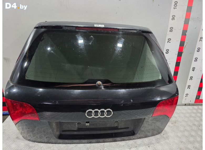 Накладка подсветки номера к Audi A4 2007 г.