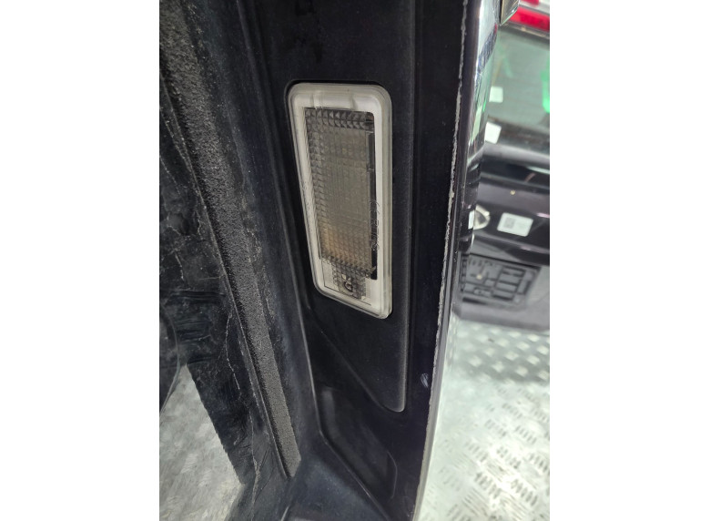 Накладка подсветки номера к Audi A4, 2007г.