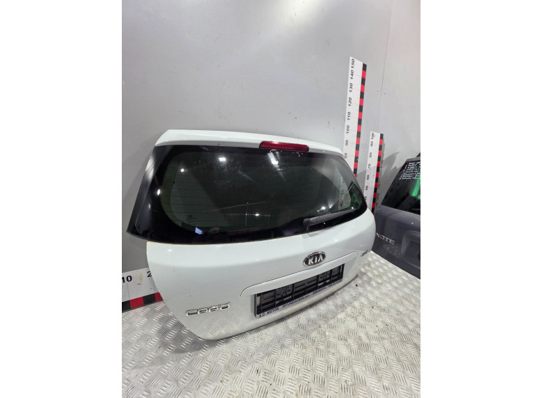 Крышка багажника (дверь 3-5) к Kia Ceed, 2009г.