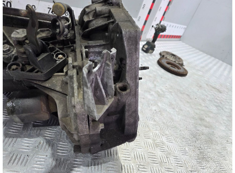 КПП механическая (МКПП) к Renault Megane, 2004г.