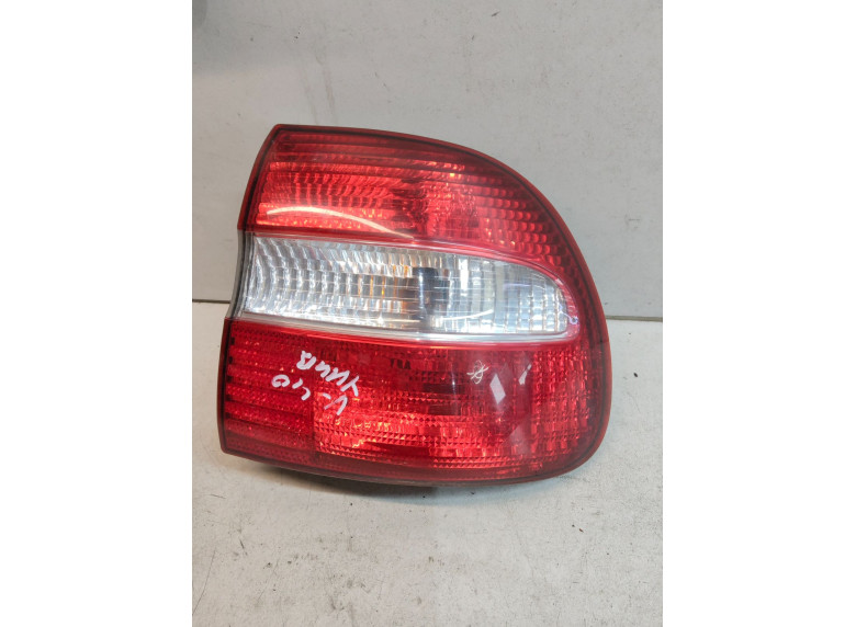 Фонарь задний правый к Volvo V40, 2003г.