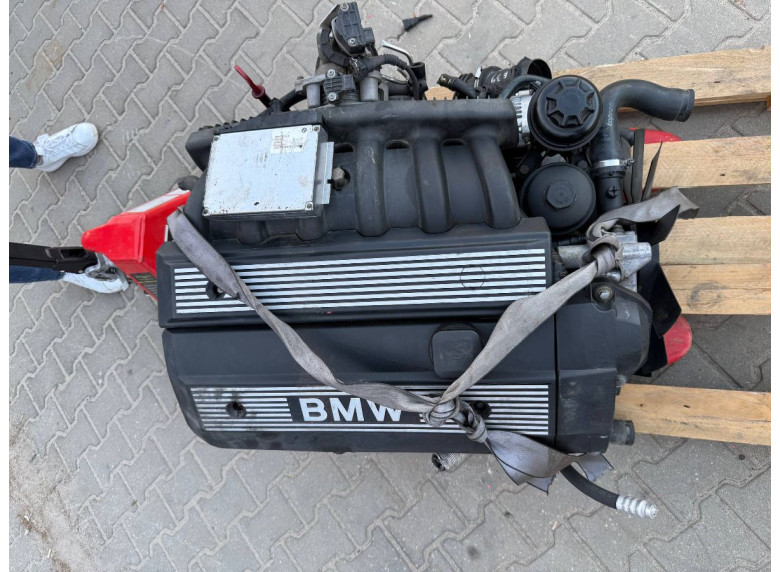 Двигатель к BMW 3 E46, 1998г.
