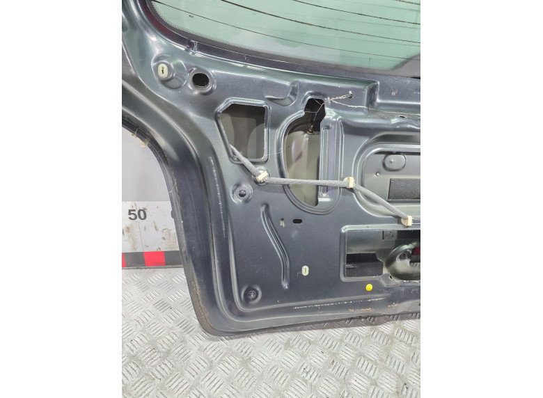Крышка багажника (дверь 3-5) к Renault Scenic, 2001г.