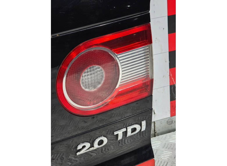 Фонарь крышки багажника правый к Volkswagen Sharan, 2005г.