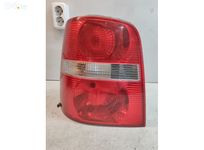 Фонарь задний левый к Volkswagen Touran 2006 г.