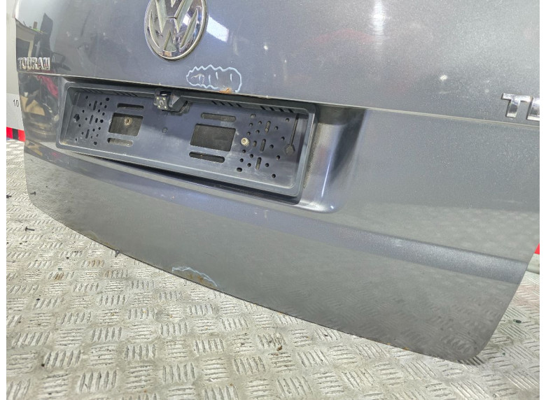 Крышка багажника (дверь 3-5) к Volkswagen Touran, 2004г.