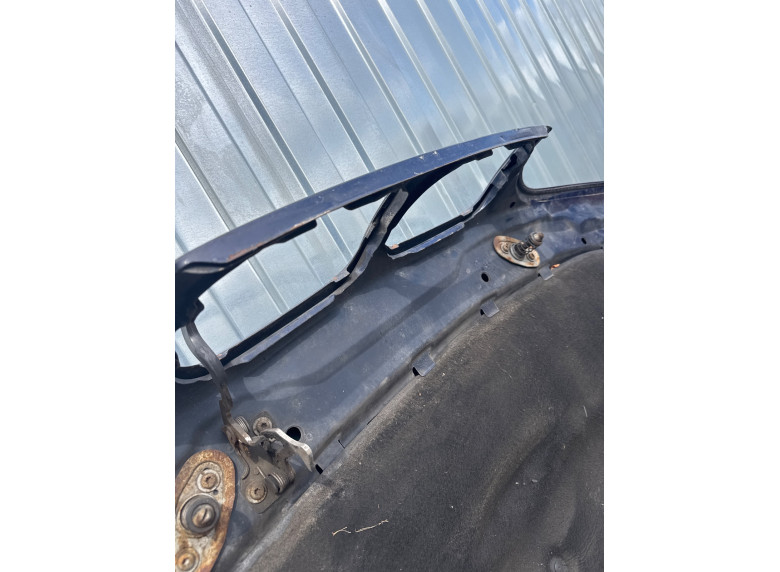 Капот к BMW 5 E39, 1999г.