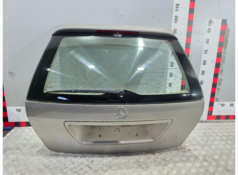 Накладка подсветки номера к Mercedes C W203, 2004г.