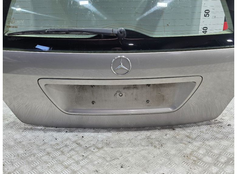 Накладка подсветки номера к Mercedes C W203, 2004г.