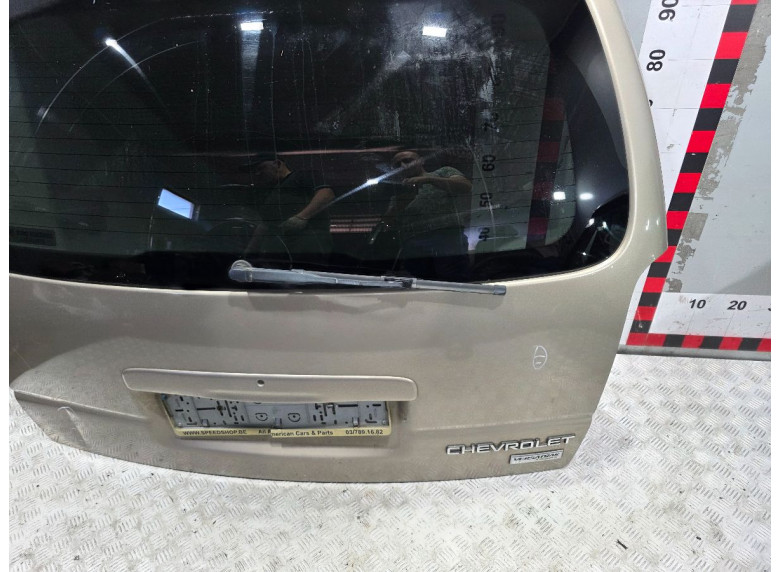 Крышка багажника (дверь 3-5) к Chevrolet Venture, 2001г.