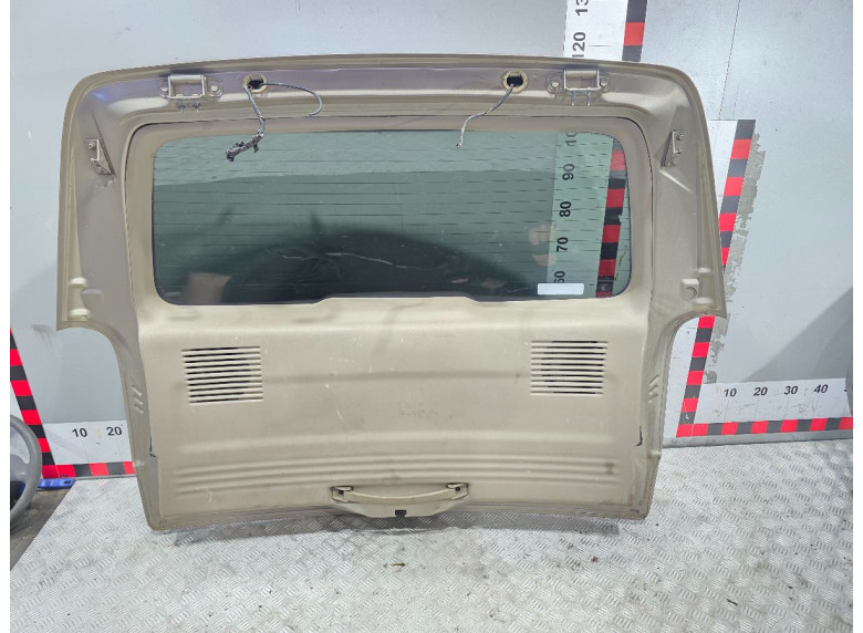Крышка багажника (дверь 3-5) к Chevrolet Venture, 2001г.