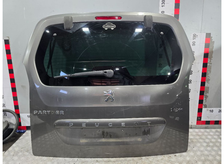 Накладка подсветки номера к Peugeot Partner, 2011г.
