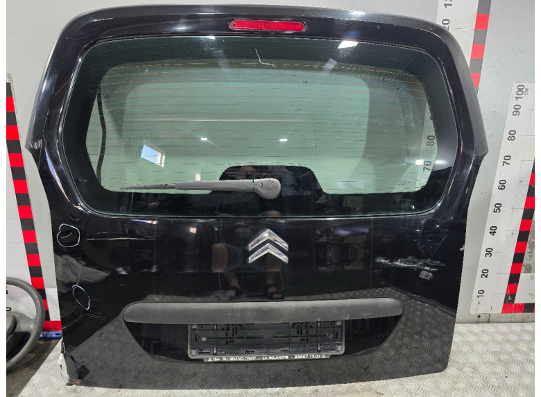 Стоп-сигнал к Citroen Berlingo, 2011г.