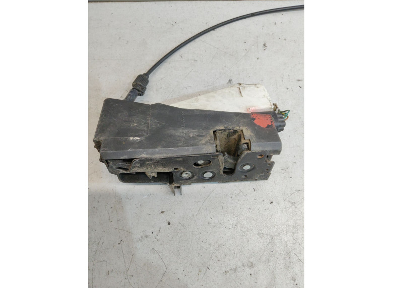 Замок двери задней правой к Seat Alhambra, 2002г.
