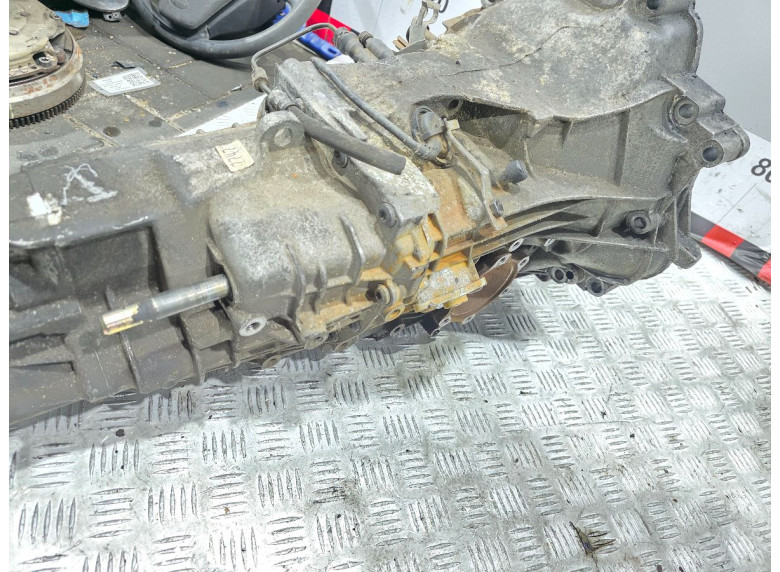 КПП механическая (МКПП) к Audi A4, 2002г.