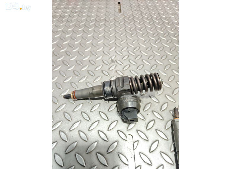 Форсунка к Audi A4 2006 г.