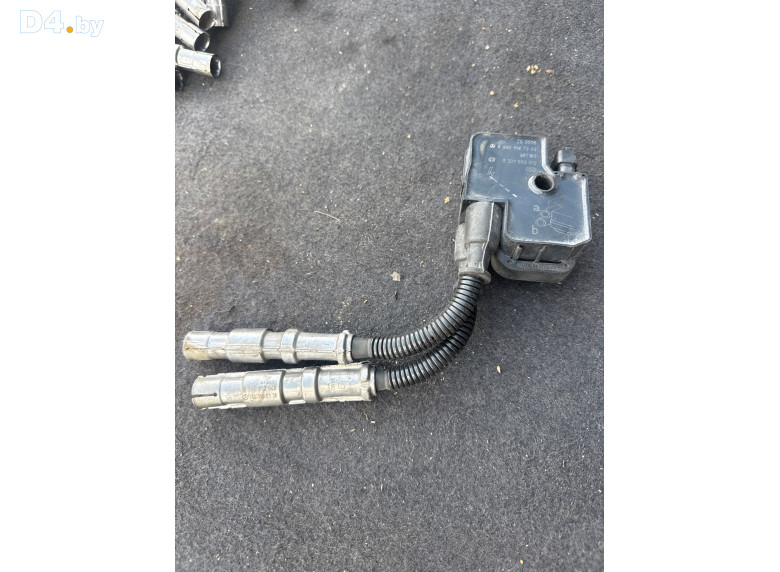 Катушка зажигания к Mercedes SW220 2001 г.