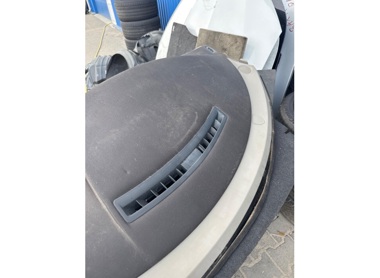 Панель передняя салона (торпедо) к Renault Grand Scenic, 2009г.