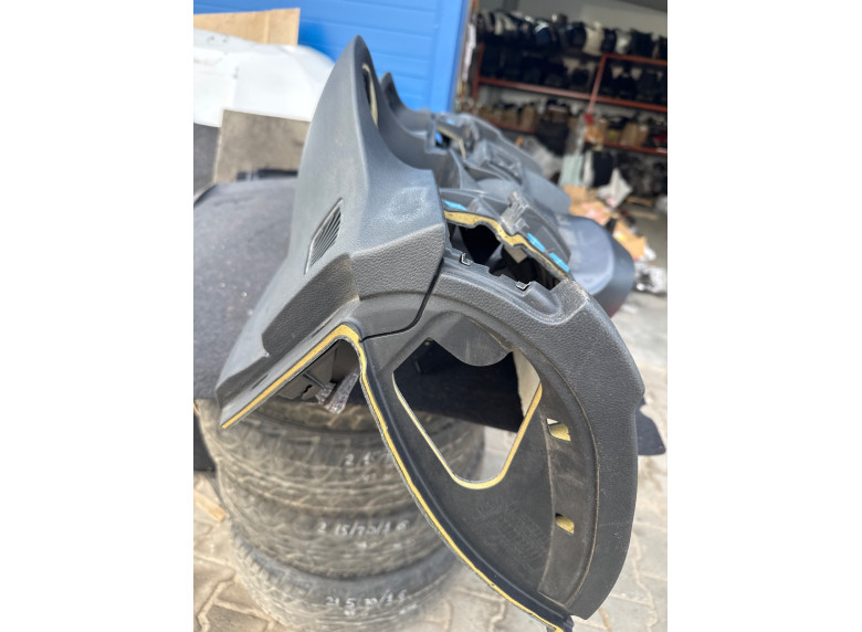 Панель передняя салона (торпедо) к BMW 3 E90/E91/E92/E93, 2010г.