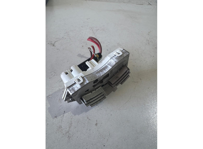 Сопротивление печки к BMW 3 E90/E91/E92/E93, 2010г.
