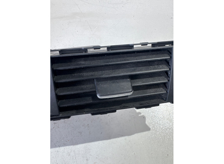 Дефлектор обдува салона к BMW 3 E90/E91/E92/E93, 2010г.