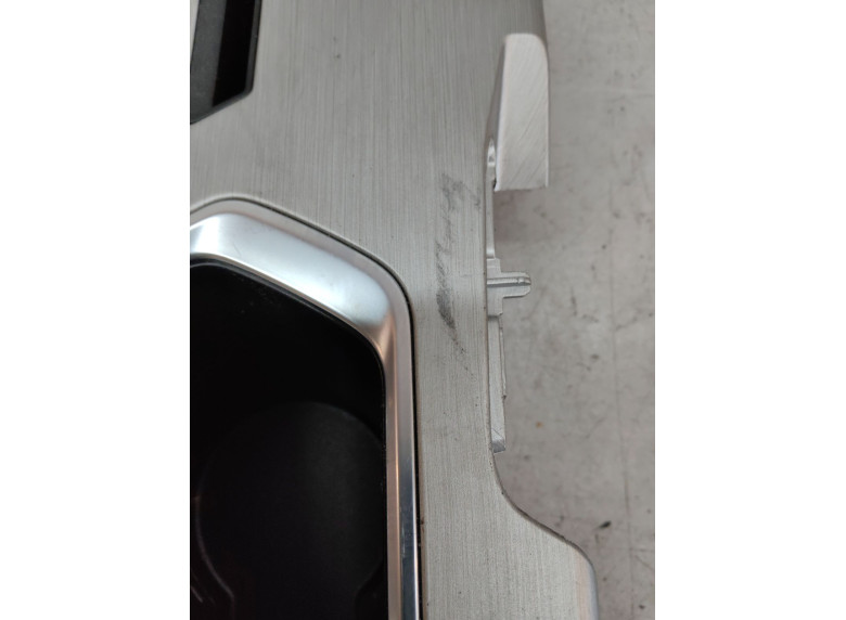 Консоль салона (кулисная часть) к Geely Coolray, 2022г.