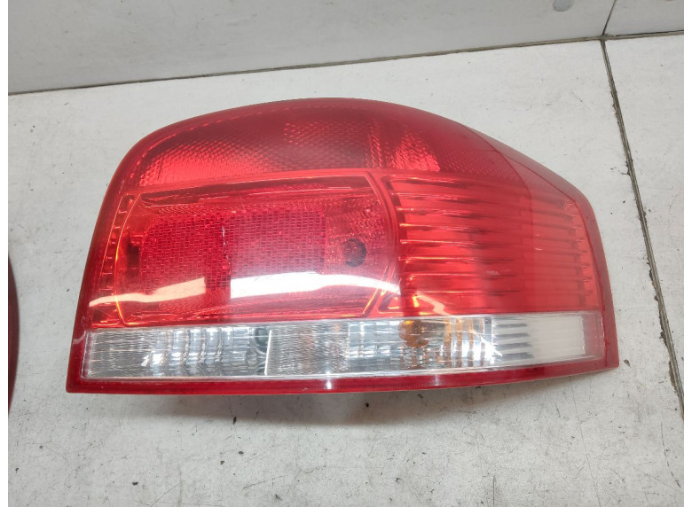 Фонарь задний правый к Audi A3, 2002г.