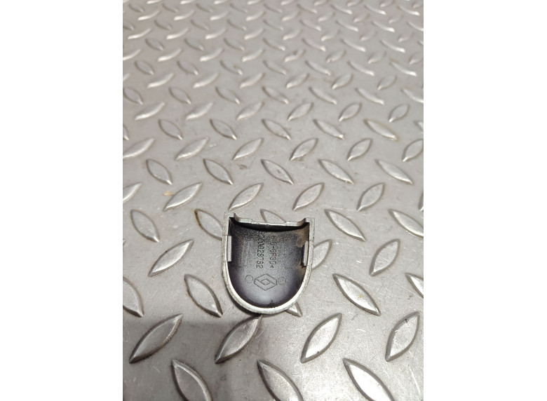 Колпачок (заглушка) ручки двери к Renault Scenic, 2006г.