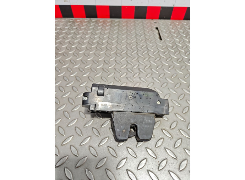 Замок багажника к Citroen C5, 2004г.