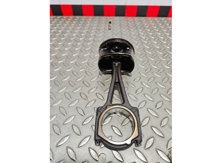 Поршень к Opel Corsa, 2008г.