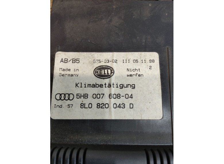 Блок управления печки/климат-контроля к Audi A4, 1998г.