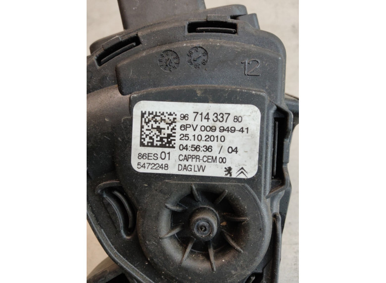 Педаль газа к Peugeot 308, 2010г.