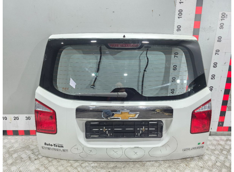 Фонарь крышки багажника левый к Chevrolet Orlando, 2011г.