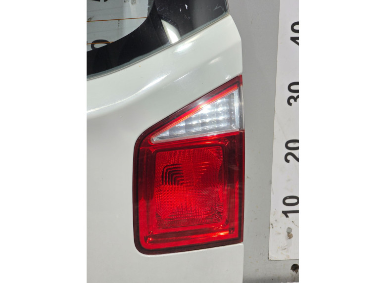 Фонарь крышки багажника правый к Chevrolet Orlando, 2011г.