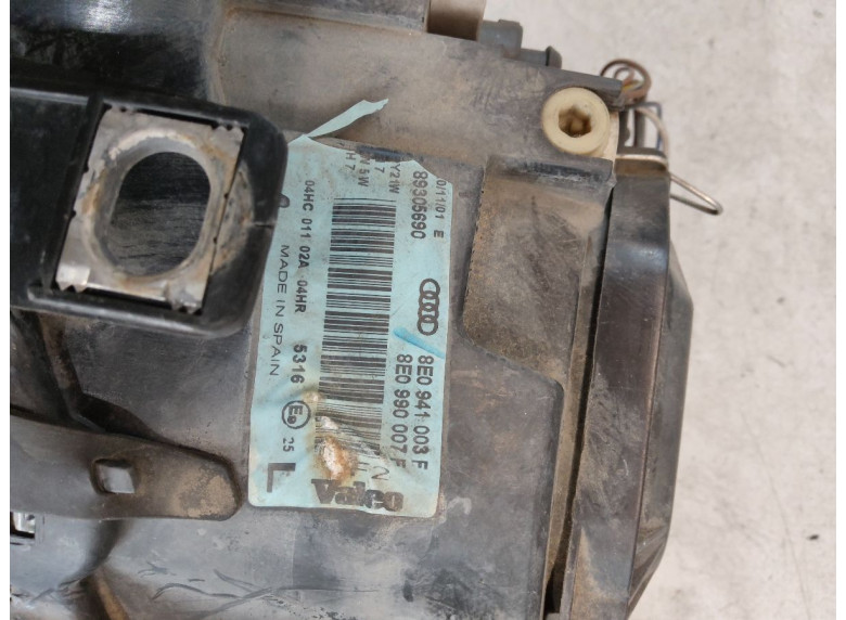 Фара левая к Audi A4, 2001г.