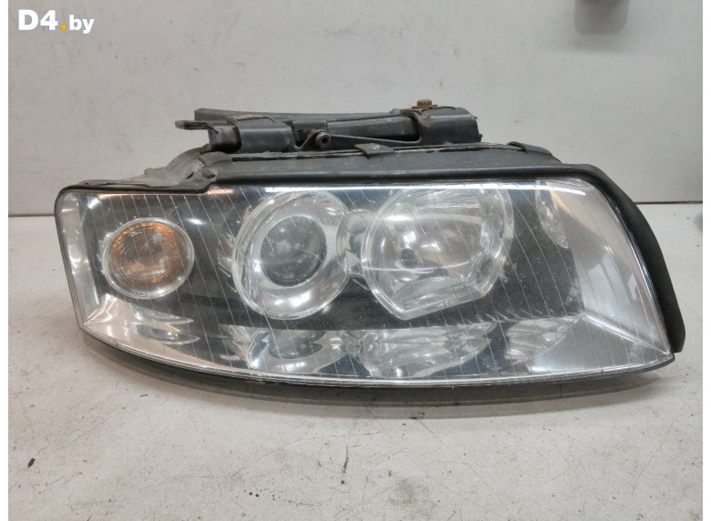 Фара правая к Audi A4 2004 г.