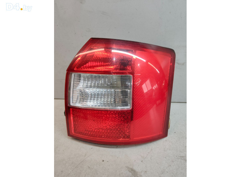 Фонарь задний правый к Audi A4 2002 г.