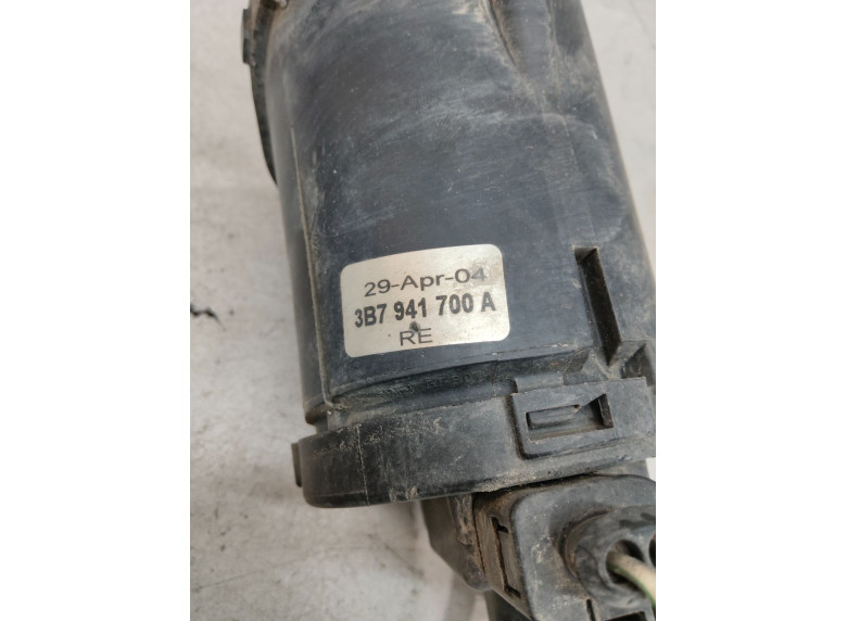 Фара противотуманная правая к Volkswagen Passat, 2002г.
