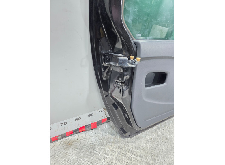 Дверь сдвижная левая к Renault Kangoo, 2011г.