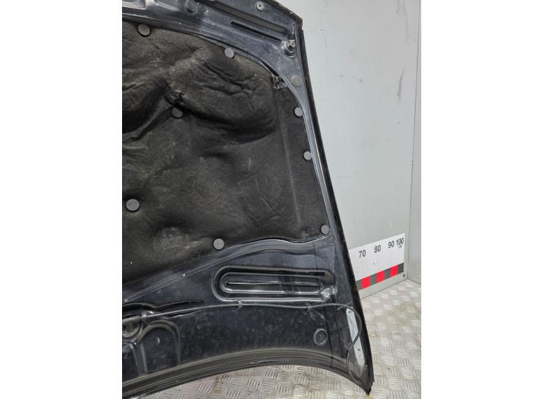 Капот к Audi A4, 1998г.