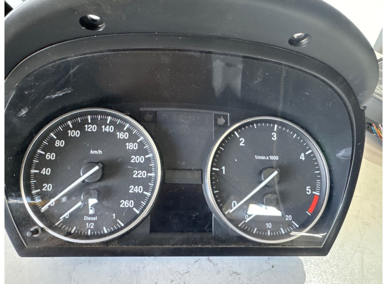 Щиток приборов (приборная панель) к BMW 3 E90/E91/E92/E93, 2010г.