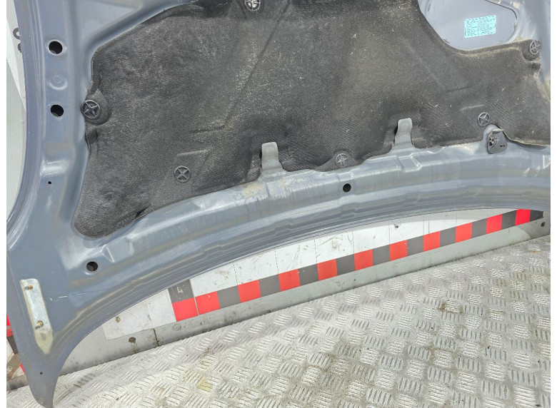 Капот к Nissan Note, 2006г.