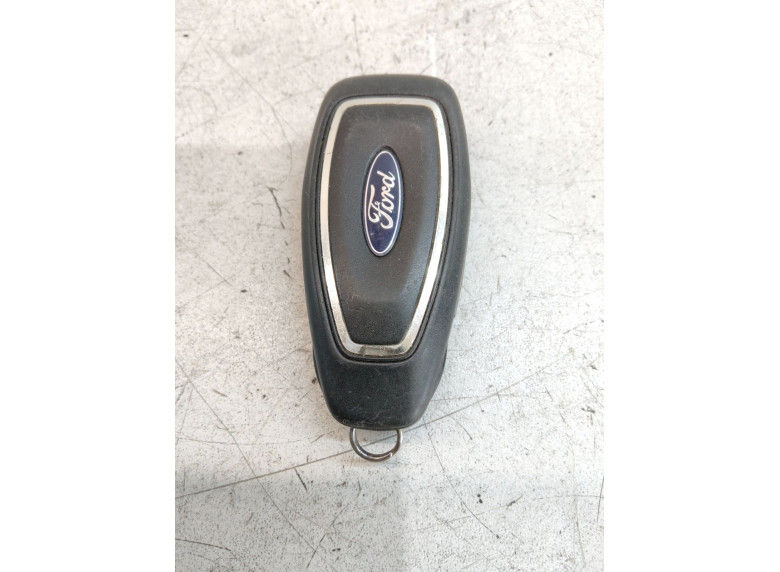 Ключ к Ford C-Max, 2015г.