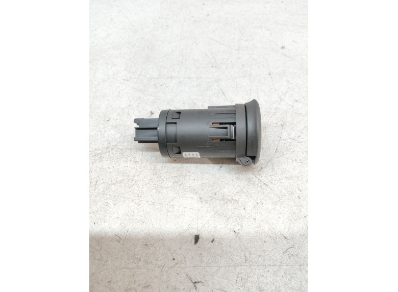 Разъем AUX / USB к Volvo V90, 2020г.