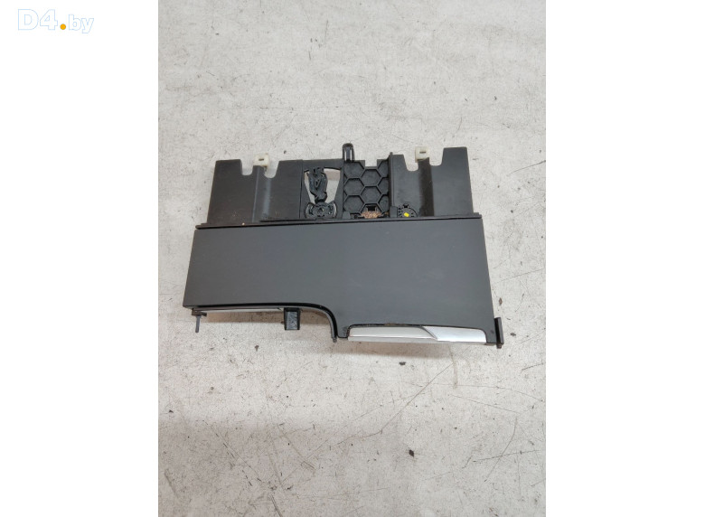 Пепельница к Volvo V90 2020 г.