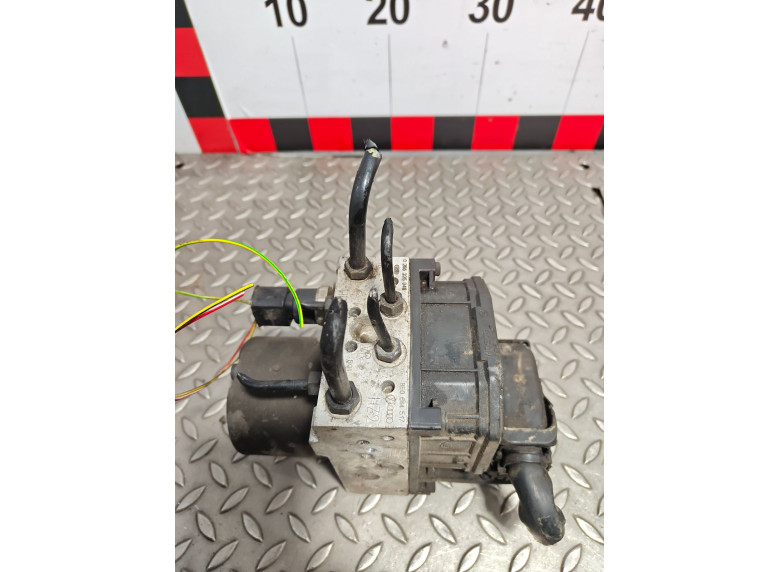 Блок ABS к Audi A4, 2004г.